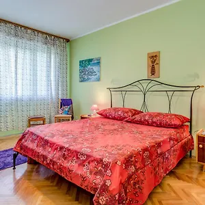  Appartement A Quiet With Balcony In Croatie
